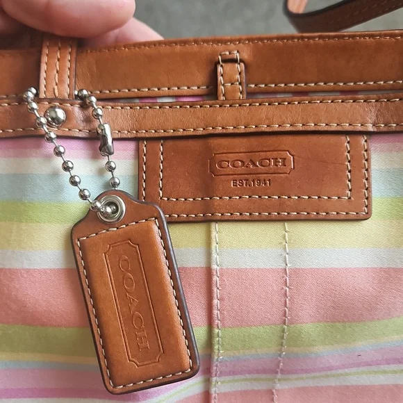 Coach• Hampton Pastel Reverseable Tote with British Tan Leather - Picture 12 of 13